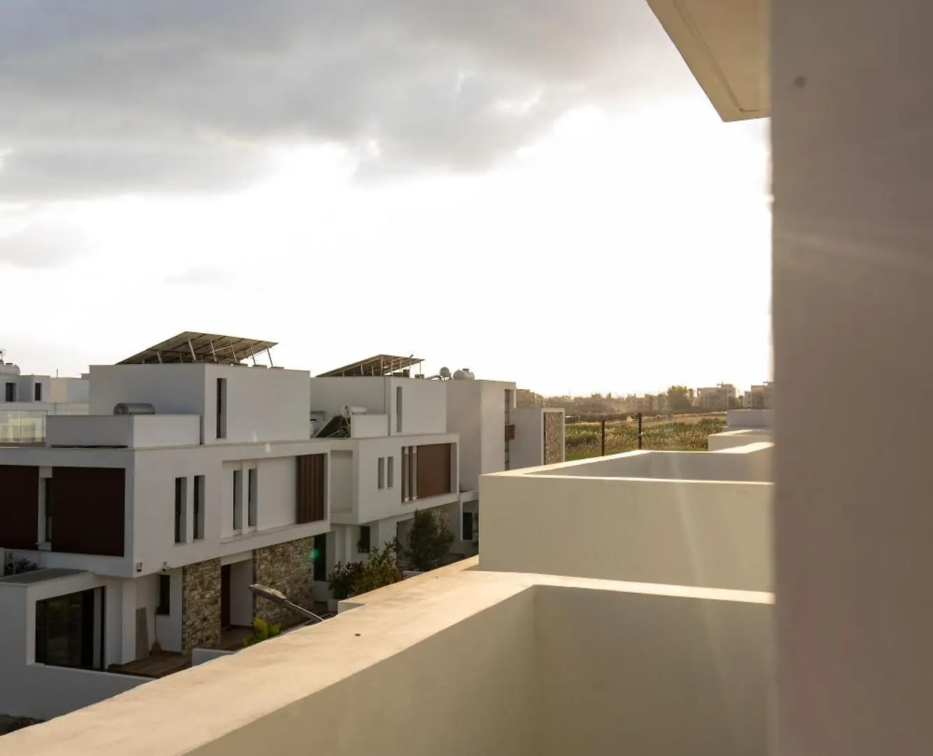 Hubstay - Seaview Villa Oriana In Larnaca, 10 Min Walk To The Beach