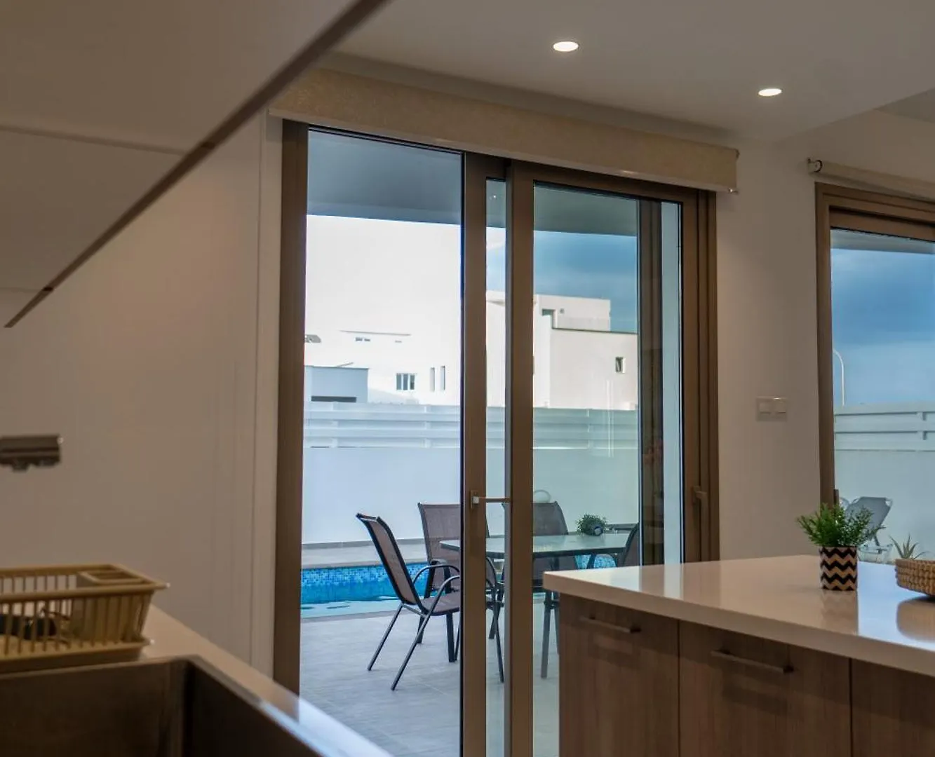 Hubstay - Seaview Villa Oriana In Larnaca, 10 Min Walk To The Beach 0*, Larnaca